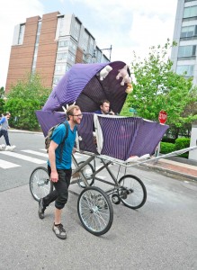 Race-GiantBabyCarriage3